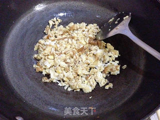 【芥兰炒饭】-----妈妈的味道的做法步骤:7