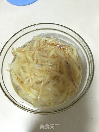 韩式辣拌明太鱼的做法步骤:2