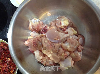 辣子鸡的做法步骤:4