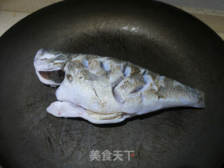 春笋鲈鱼的做法步骤:5