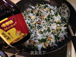 【芥兰炒饭】-----妈妈的味道的做法步骤:11