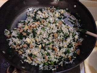 【芥兰炒饭】-----妈妈的味道的做法步骤:12
