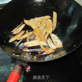 丝瓜炒茄子的做法步骤：4
