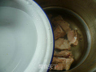 豆结青菜肉骨汤的做法步骤:4