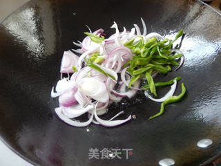 洋葱炒鸡丝的做法步骤:4