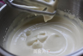 新年送美丽——奶油玫瑰蛋糕的做法步骤:3