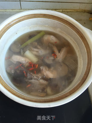 菌菇鸡汤的做法步骤:7