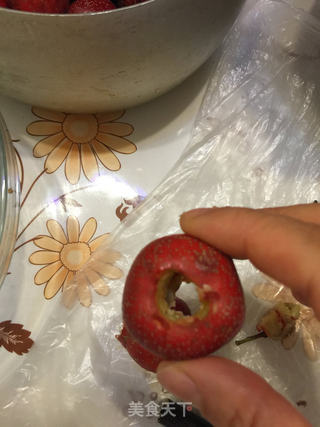 山楂罐头的做法步骤:2