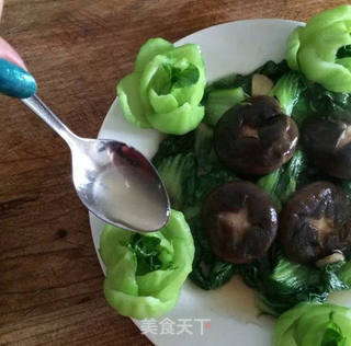 香菇油菜的做法步骤：13