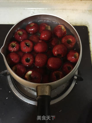 山楂罐头的做法步骤:7