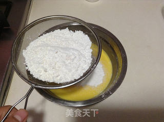 酸奶蛋糕的做法步骤:3