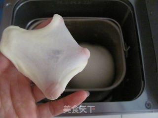 香味浓郁的椰蓉面包的做法步骤:2