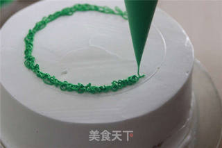 【番茄配方】圣诞花环奶油蛋糕——圣诞的气息更加浓郁啦!的做法步骤:23
