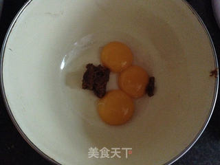 枣泥红糖米戚风的做法步骤：4