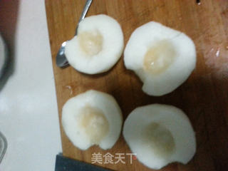 红酒雪梨的做法步骤:2