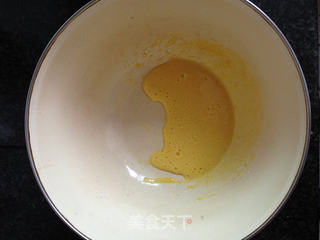 北海道戚风杯的做法步骤:10