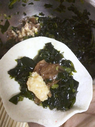 海带肉丁包子的做法步骤:19