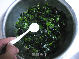 海带肉丁包子的做法步骤:7