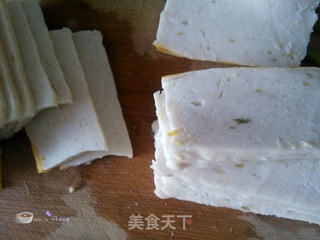 清蒸鱼糕的做法步骤：1