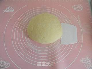 全奶蛋黄椰蓉排包的做法步骤:4