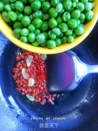 虾子打豆豆--豌豆烩虾子的做法步骤:6