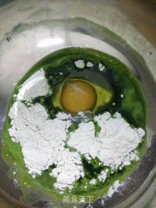 菠菜蛋饼的做法步骤:4