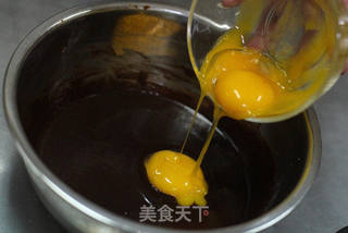 黑森林蛋糕的做法步骤:4