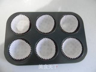 小戚风蓝莓蛋糕的做法步骤:9