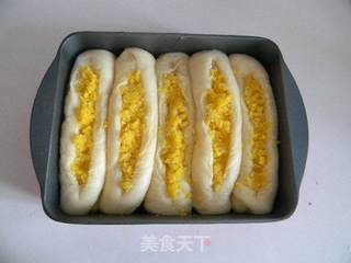 全奶蛋黄椰蓉排包的做法步骤:13