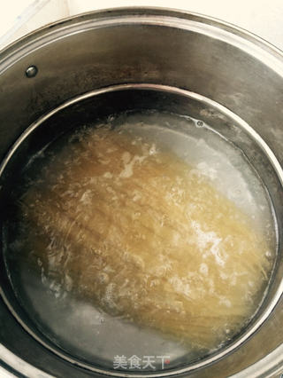 番茄肉末意大利面的做法步骤:2