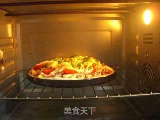 火腿核桃仁披萨的做法步骤:15