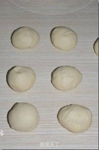 酥皮奶香小餐包的做法步骤:7