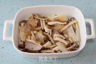 滋味加倍的【大蒜香草烤牛尾】的做法步骤:12