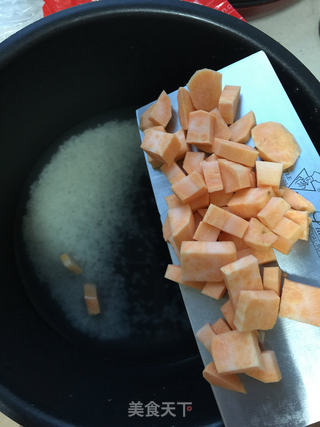 红薯圆子粥的做法步骤:3