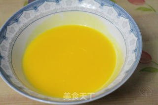 豆渣和巧克力豆完美结合的戚风蛋糕的做法步骤:2