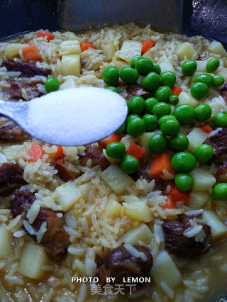 胖子减肥最佳食品— —咖喱牛肉饭的做法步骤:12