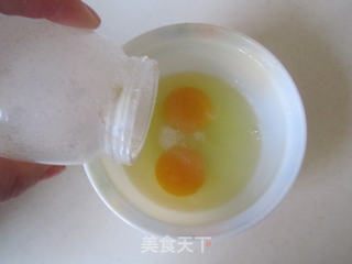 番茄鸡蛋米粉的做法步骤:3