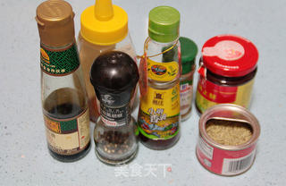 滋味加倍的【大蒜香草烤牛尾】的做法步骤:2