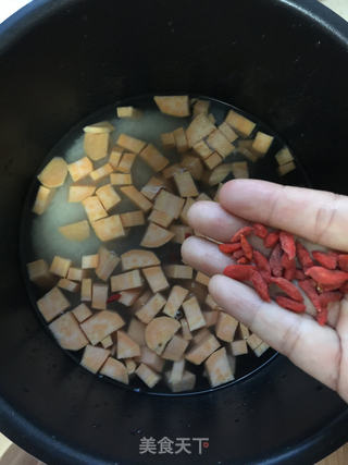 红薯圆子粥的做法步骤:4
