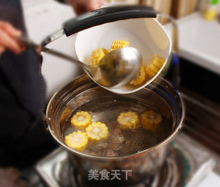 用离火续煮锅烹饪玉米冬瓜排骨汤的做法步骤:6