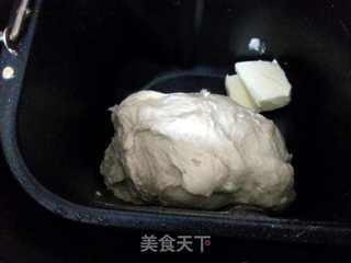 老式松软的芝麻面包的做法步骤:2