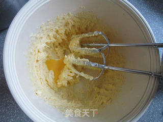 圣诞节的礼物—圣诞糖霜饼干的做法步骤:7