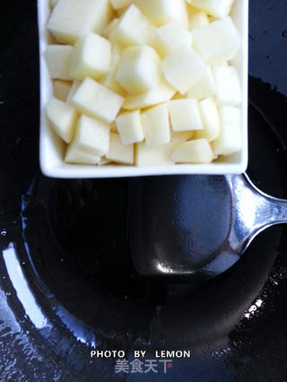胖子减肥最佳食品— —咖喱牛肉饭的做法步骤:4