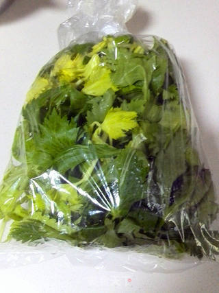 海米拌马家沟芹菜的做法步骤:2