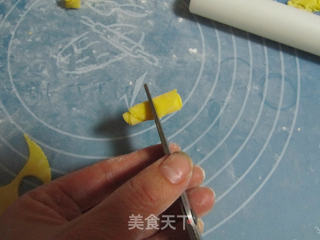 翻糖花朵纸杯蛋糕的做法步骤:17