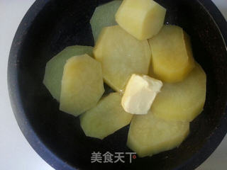 土豆泥的做法步骤：2