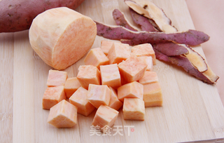 黄金葱香虾米红薯丸的做法步骤：2