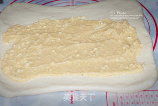 来点料更美味--杏仁酱面包卷的做法步骤:9