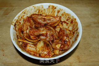 辣酱烤鸡翅的做法步骤:4