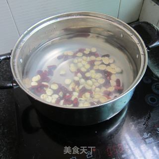 红豆莲子羹的做法步骤：4